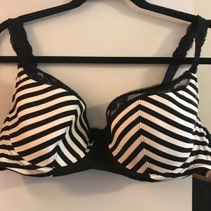 Lane Bryant Cacique striped French Balconette 42C